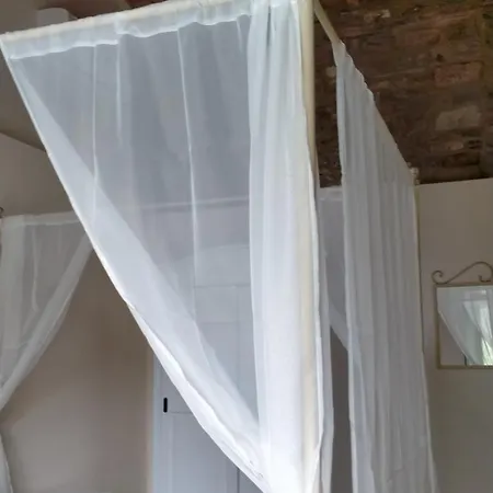Incanto Guest house *
